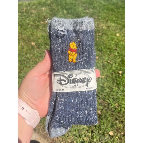 NEW The Disney Store Vintage Womens Knit Winnie the Pooh Wool Blend Socks - Picture 1 of 3
